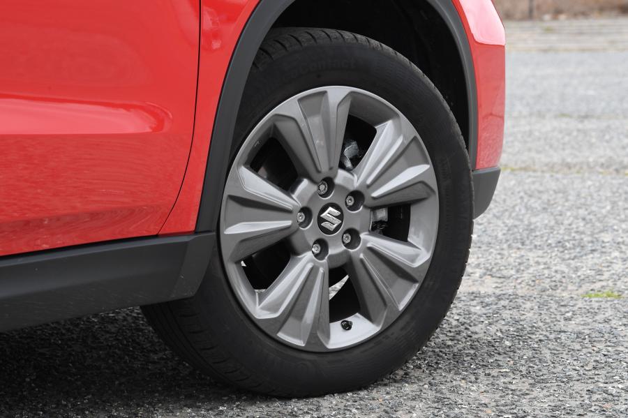 Колеса Suzuki Vitara 2018 года  (UK) (фото 18 из 25)